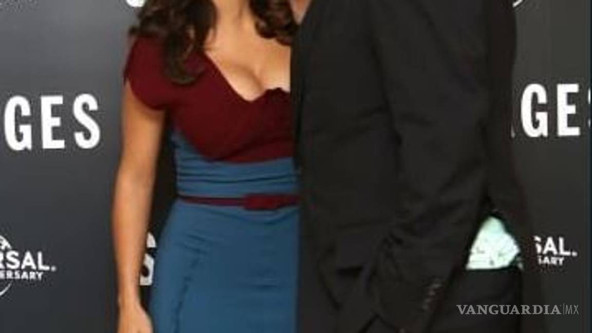 $!Reveladoras fotos del acoso que sufrió Salma Hayek por Oliver Stone