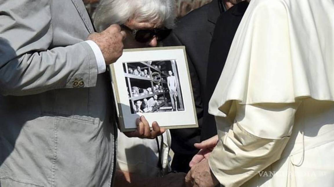$!Prisioneros de Auschwitz se unen al papa contra el odio