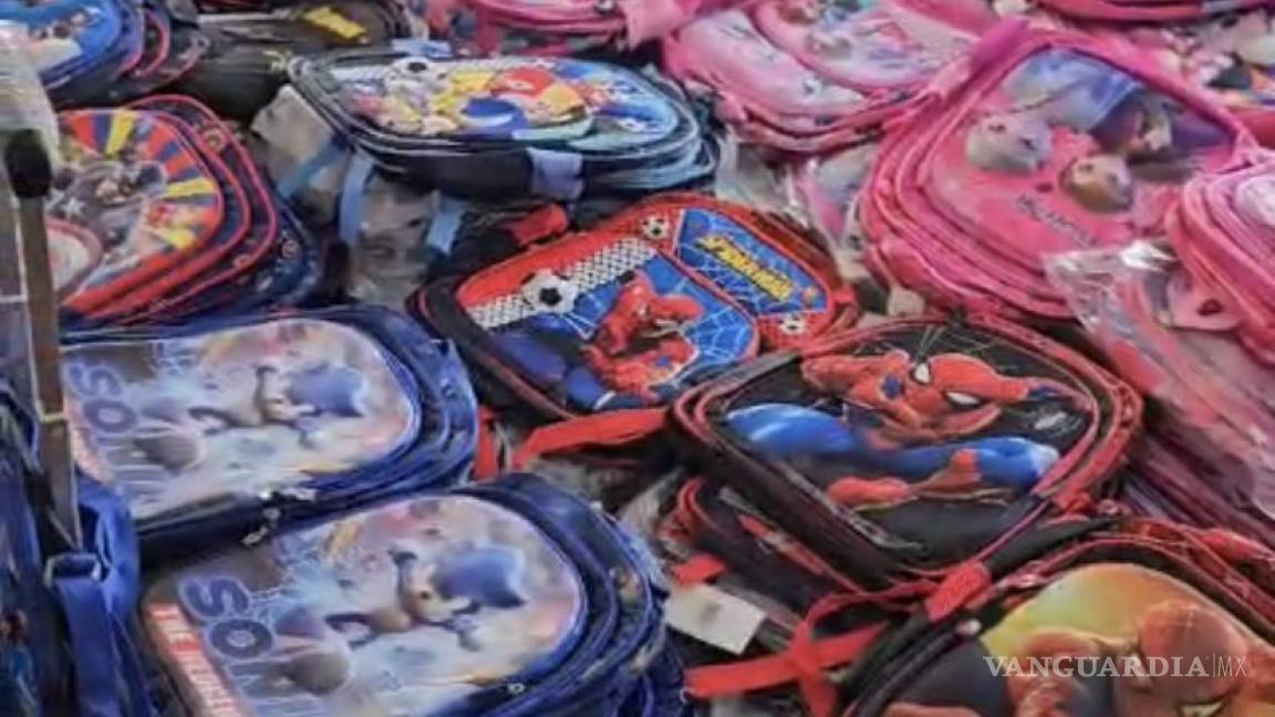 Coordinan ‘Insufribles’ apoyos de monclovenses para donar mochilas a niños vulnerables