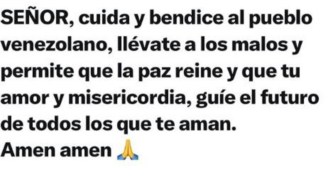 $!El cantante llamó a la oración y celebración espiritual.