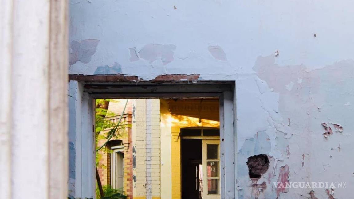 $!Vivienda abandonada sobre la calle de Pérez Treviño, en el Centro Histórico.