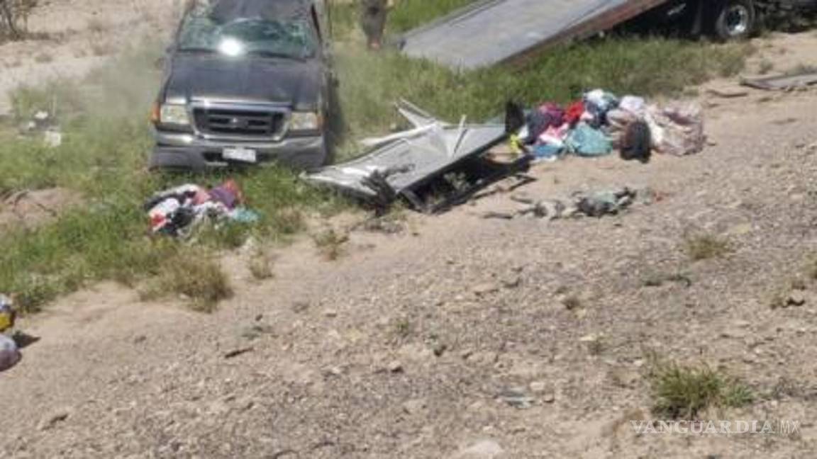 $!Los ocupantes resultaron con lesiones leves.