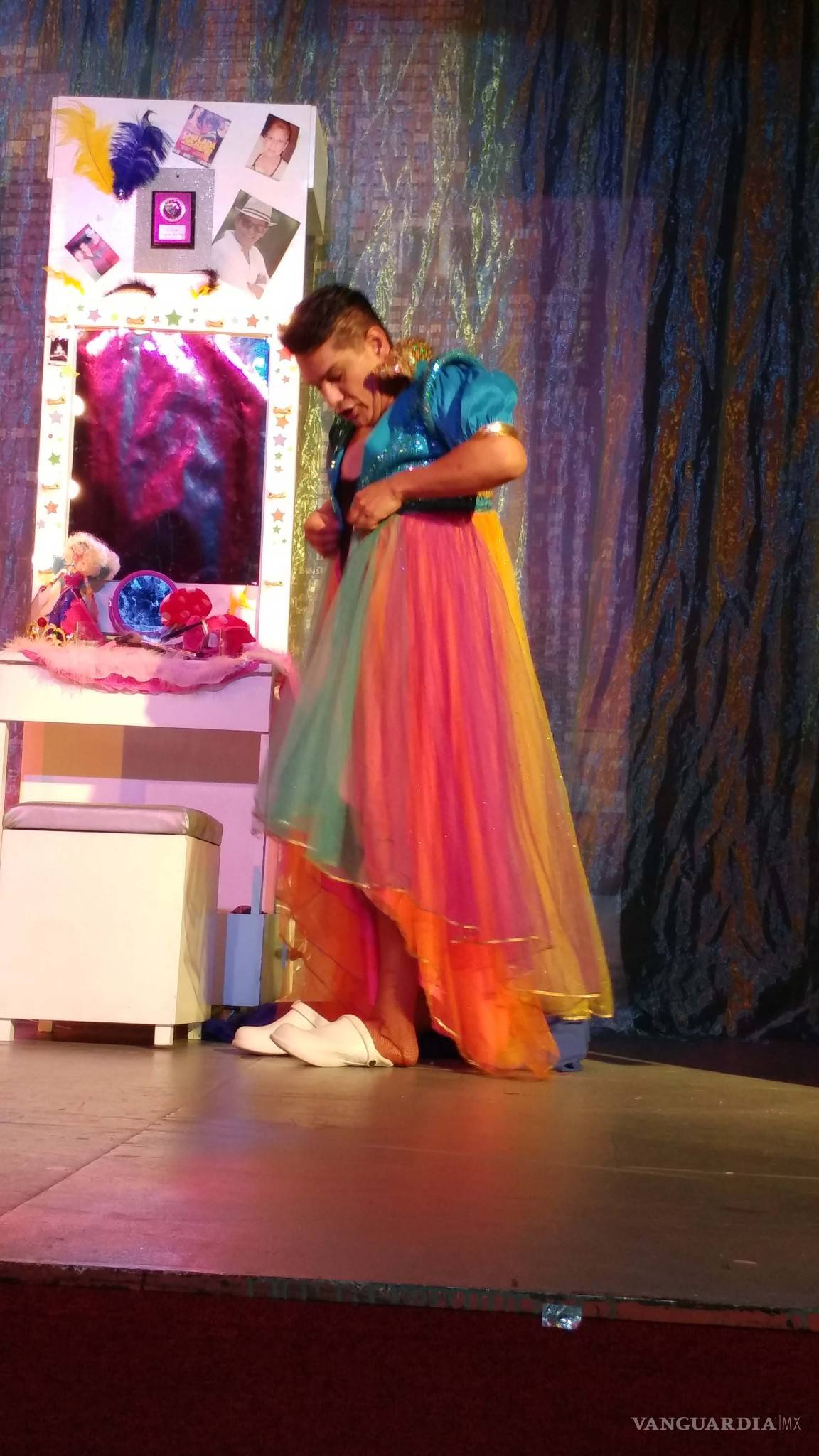 $!Se presenta en el Teatro Versalles "Los Caballeros las prefieren lokas"