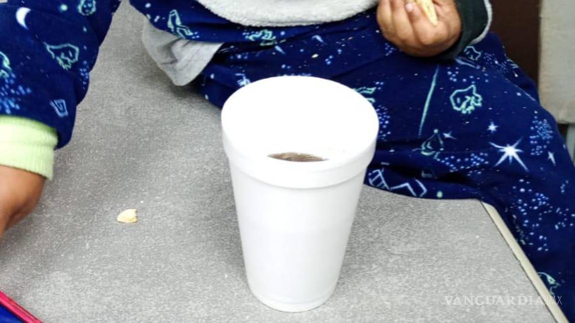 Detienen a mujer por abandonar a su hijo de dos años en la puerta de una casa en Nuevo León