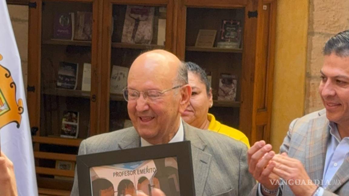 $!La UAdeC impulsa la creación de una cátedra en honor al Dr. Carlos Valdés Dávila (video)