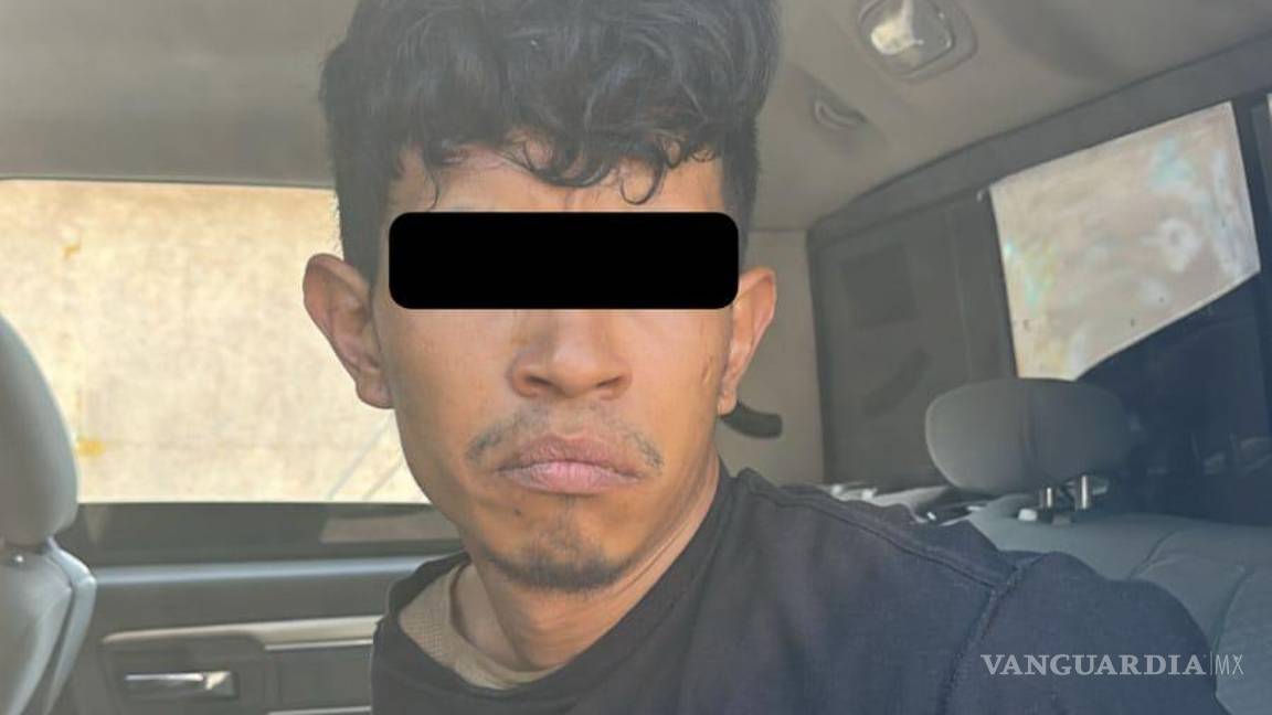 Detienen a sujeto por robo de batería de auto, en Saltillo