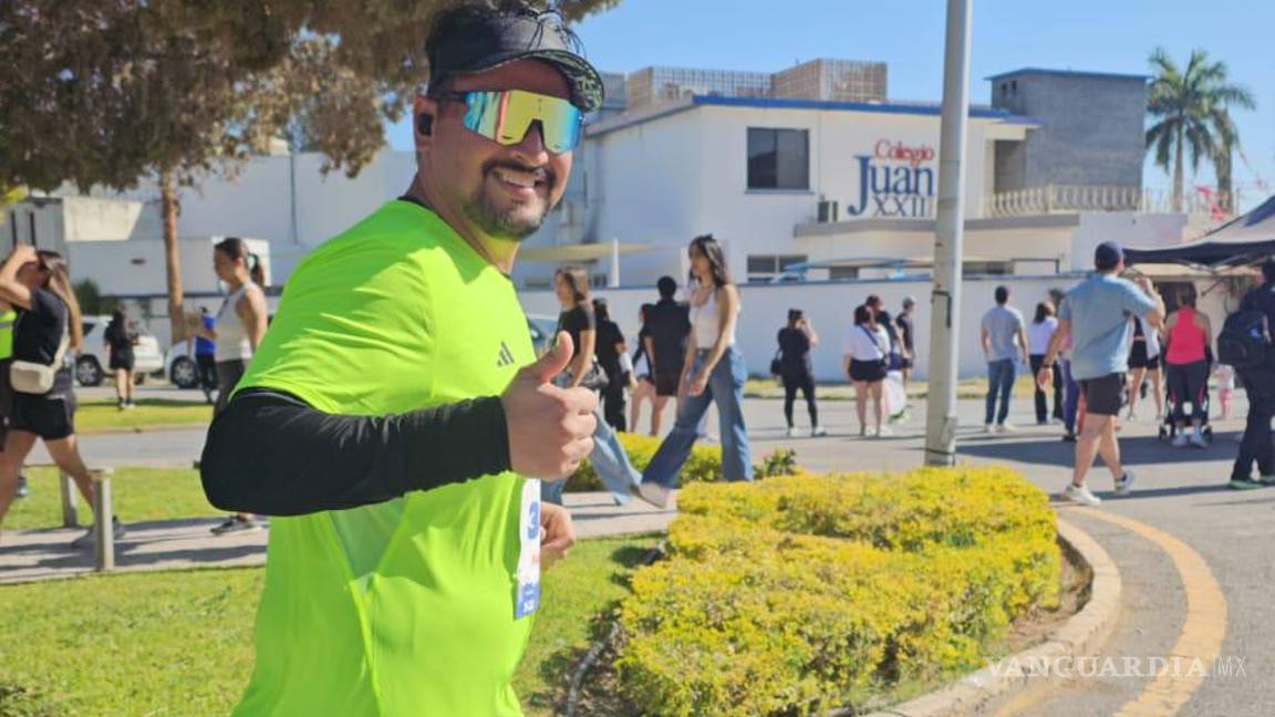 $!Atletas nacionales y extranjeros recorrieron los 42 kilómetros en una de las pruebas más emblemáticas del norte del país.