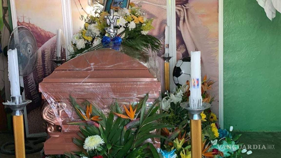 Cuerpo de joven se descompone en sepelio; hermana denuncia negligencia de la Funeraria Latinoamericana, de Monclova (video)