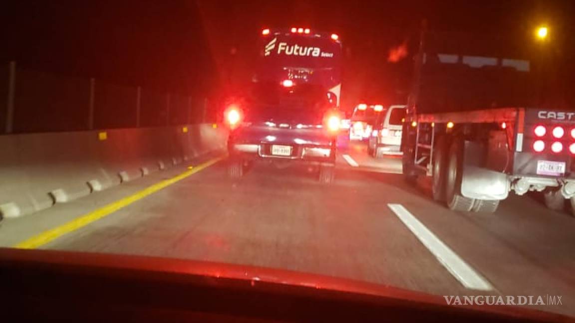 Reportan tráfico lento en autopista de cuota Monterrey-Saltillo