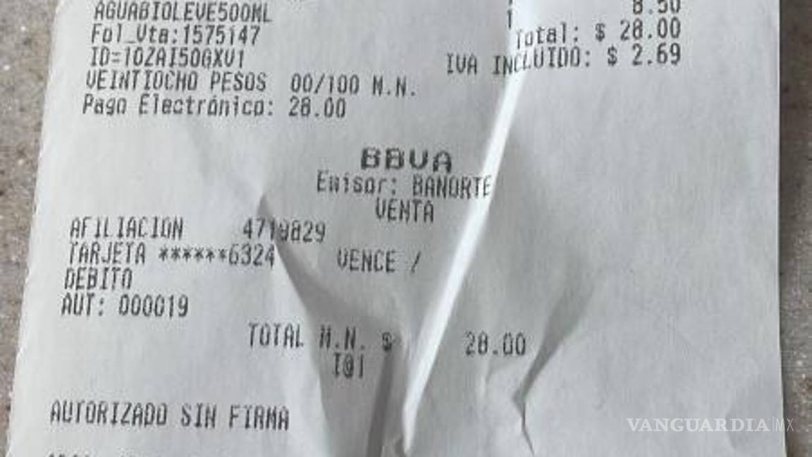 $!Durante un recorrido por las tiendas Oxxo, se identificaron precios que oscilan entre 19.50 y 27 pesos para la Coca-Cola en lata de 335 ml.