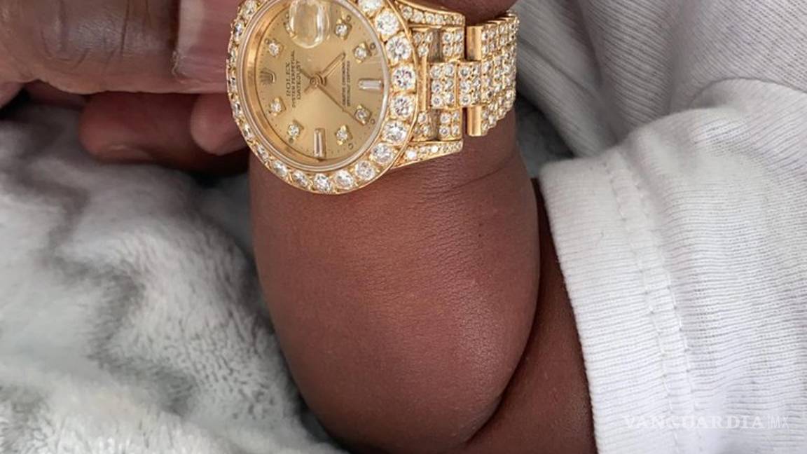 $!Floyd Mayweather y el lujoso reloj que le regaló a su nieto