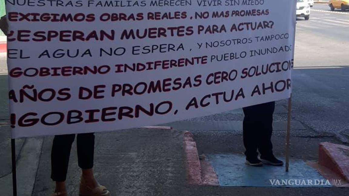 $!Vecinos exigen a las autoridades fechas claras para la ejecución de obras que prevengan inundaciones en la zona Norte.