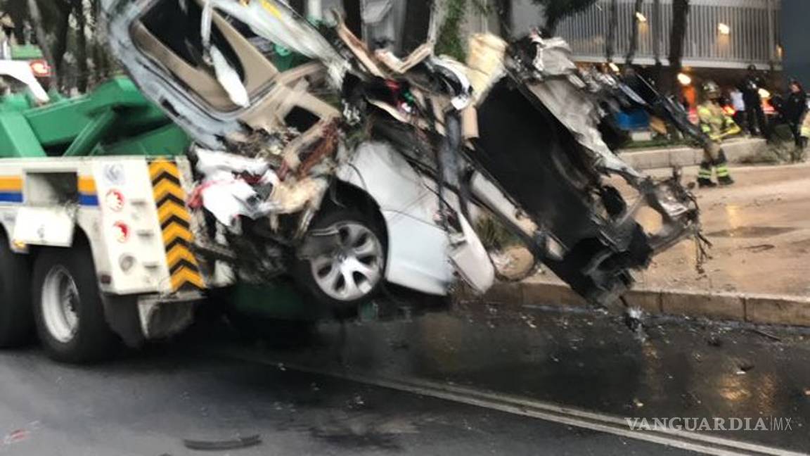 $!Cuatro muertos tras chocar en auto de lujo en Paseo de la Reforma