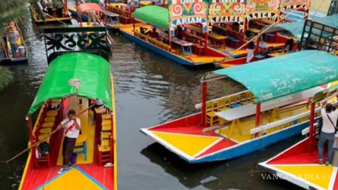 $!¿Un mensaje para los cárteles de la CDMX? Emma Coronel pasea por Xochimilco