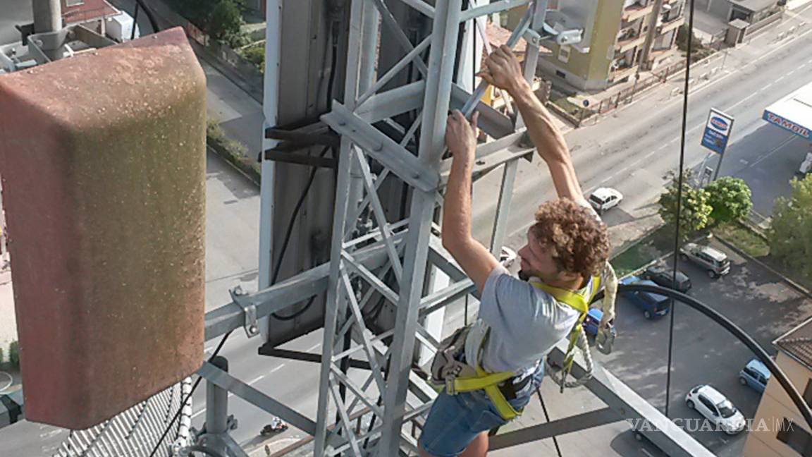 $!Fibra aérea, Internet más de 5 mil metros de altura