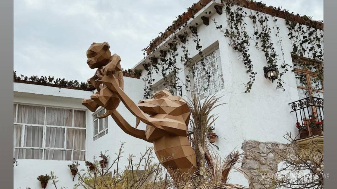 $!El lugar estuvo decorado con figuras alusivas al Rey León.