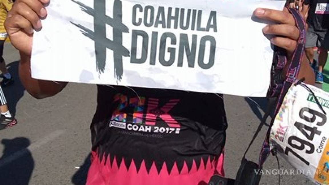 José Cornejo corrió el 21k por un #CoahuilaDigno