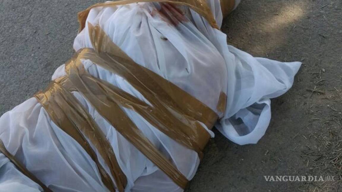 Dejan en Torreón otro cuerpo estrangulado y envuelto en una sábana
