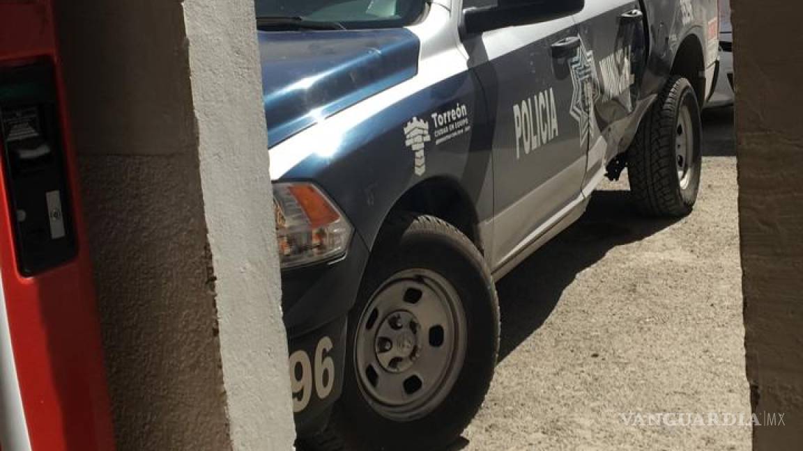 Automovilista lesionado en choque provocado por policía de Torreón