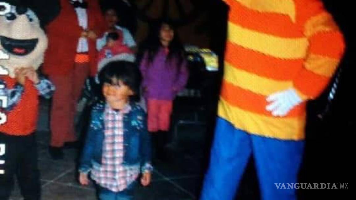 $!En Saltillo invitados 'plantan' a niña en su cumpleaños, usuarios se enteran y le llevan a 'Bely y Beto'