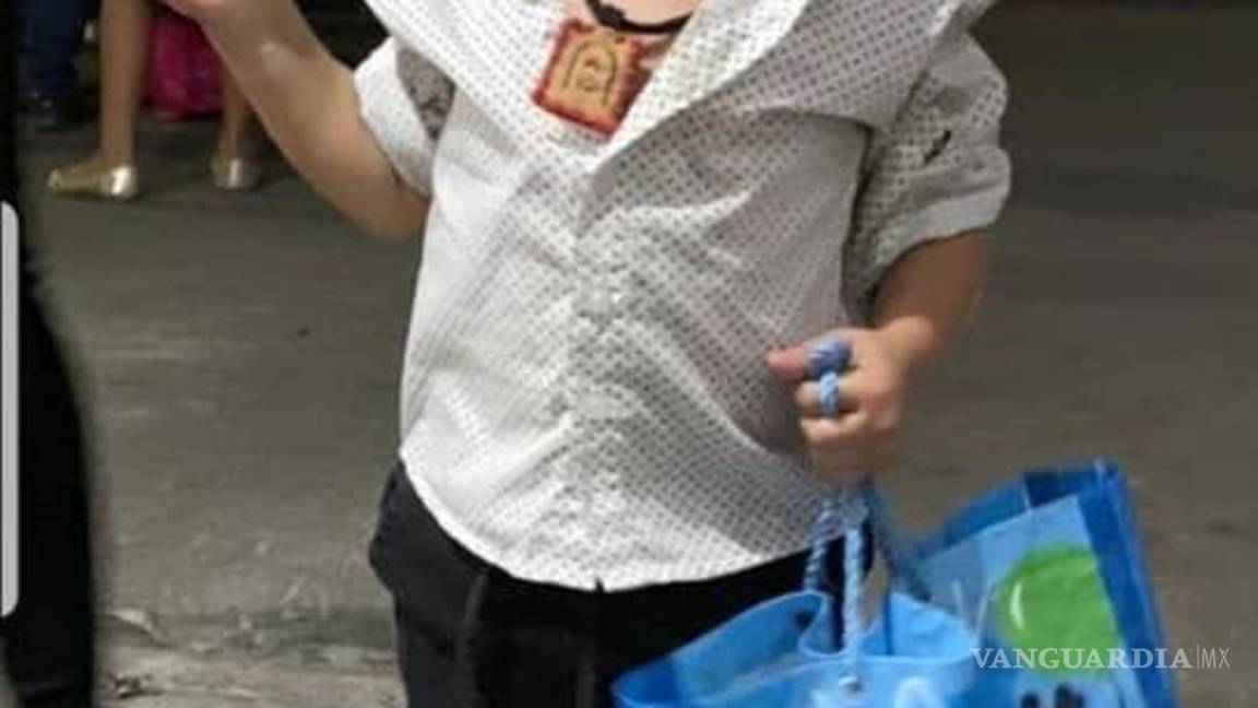 $!Niño disfrazado de Ovidio Guzmán causa polémica y divide la red