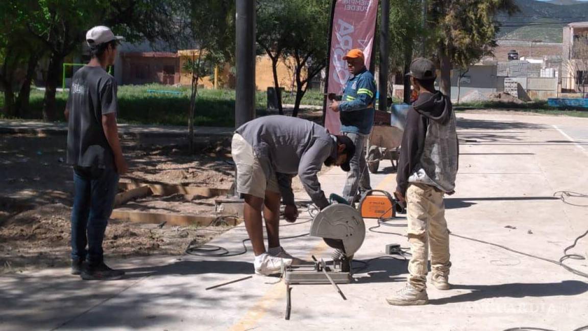 Avanzan trabajos de pavimentación en colonias del sur de Torreón