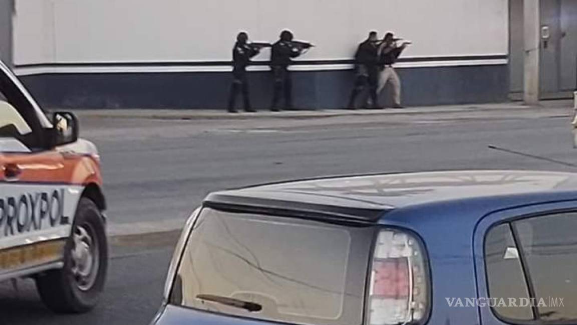Monterrey: termina en hospital hombre armado que se atrincheró frente a la FGR