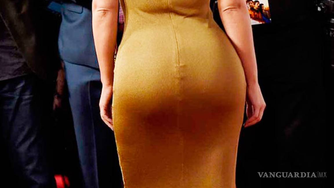 $!Kim Kardashian, una voluptuosa Cleopatra de curvas doradas