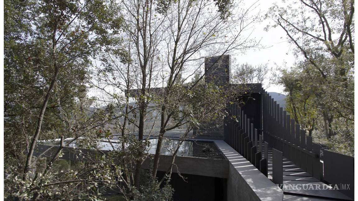 $!Tres etapas del movimiento descendente de la casa IX.