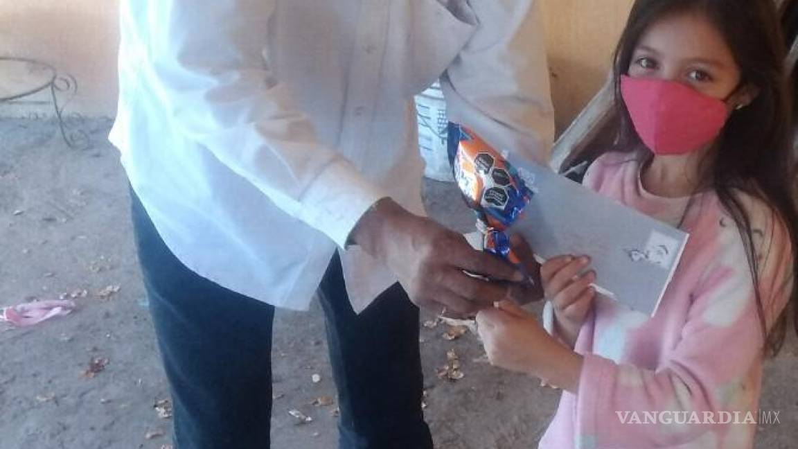 ¡Saltillo, intenta no llorar! Niños reciben cartas con respuesta de Santa Claus (video)