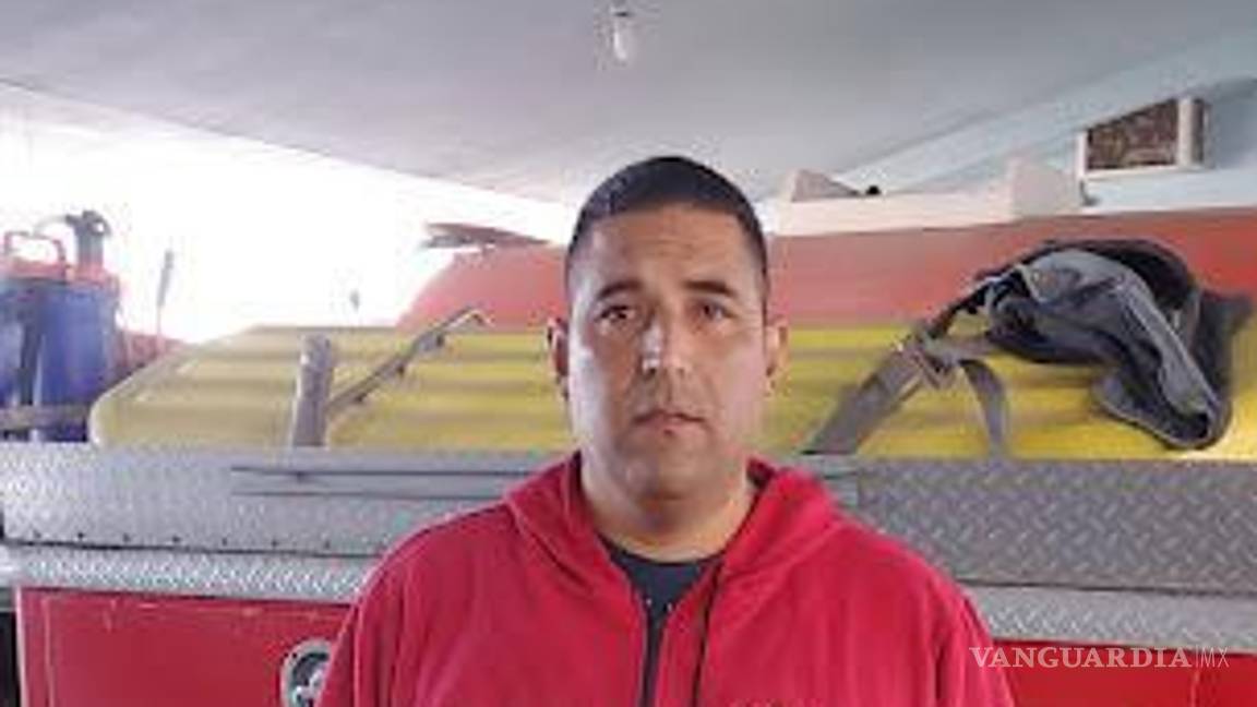 $!El comandante Ríos es licenciado en Enfermería y tiene amplia experiencia en rescates.