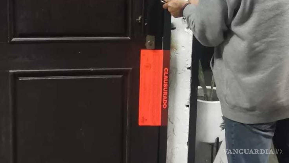 $!Personal de la Dirección de Inspección y Verificación Municipal colocó los sellos de clausura..