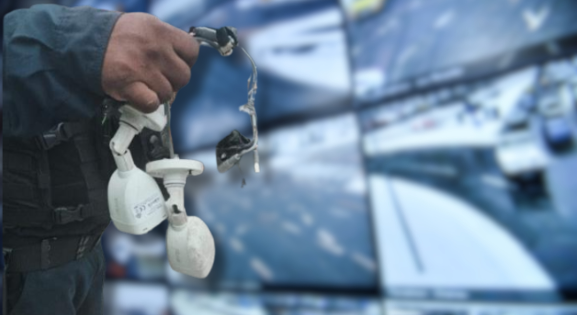 Hallan sistema de videovigilancia instalado por el crimen organizado en postes de luz, en Nuevo León