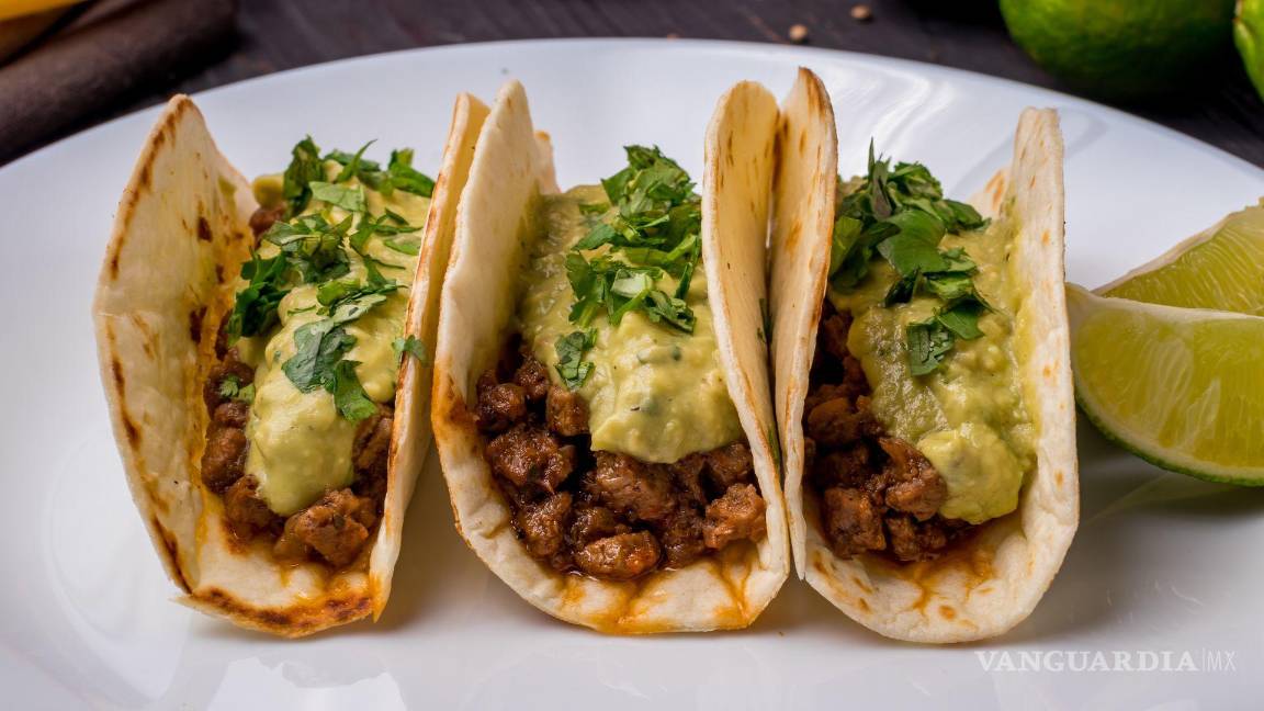 $!Tacos de bistec, deliciosos y fáciles de preparar.