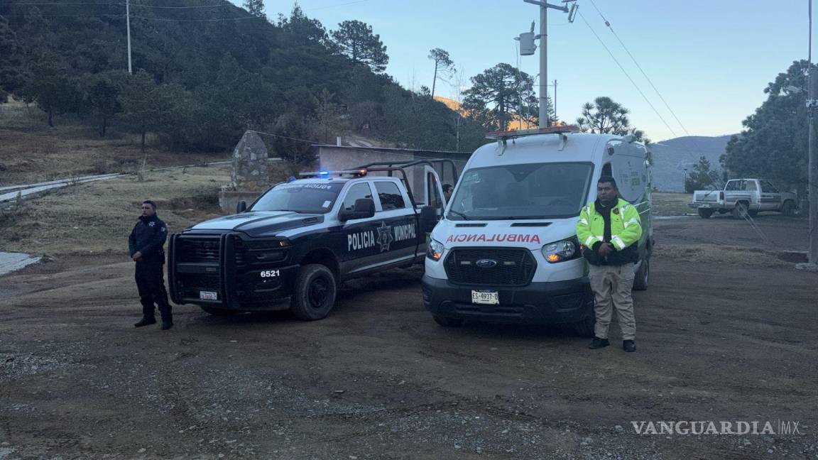 $!Las unidades de emergencia permanecieron en el punto conocido como La Moneda, base de operaciones del operativo de auxilio.