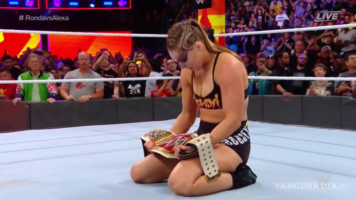 Ronda Rousey conquista a la WWE y logra el Campeonato Femenil de RAW en SummerSlam