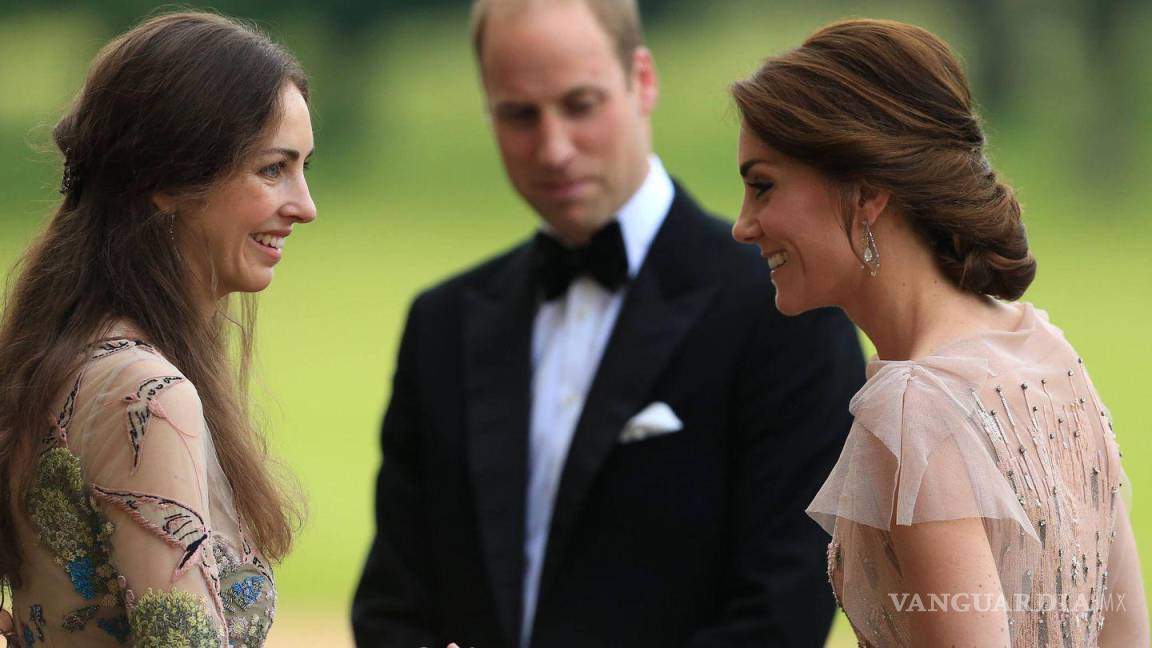 $!Kate Middleton y Príncipe William se divorciarían en unos meses, aseguran