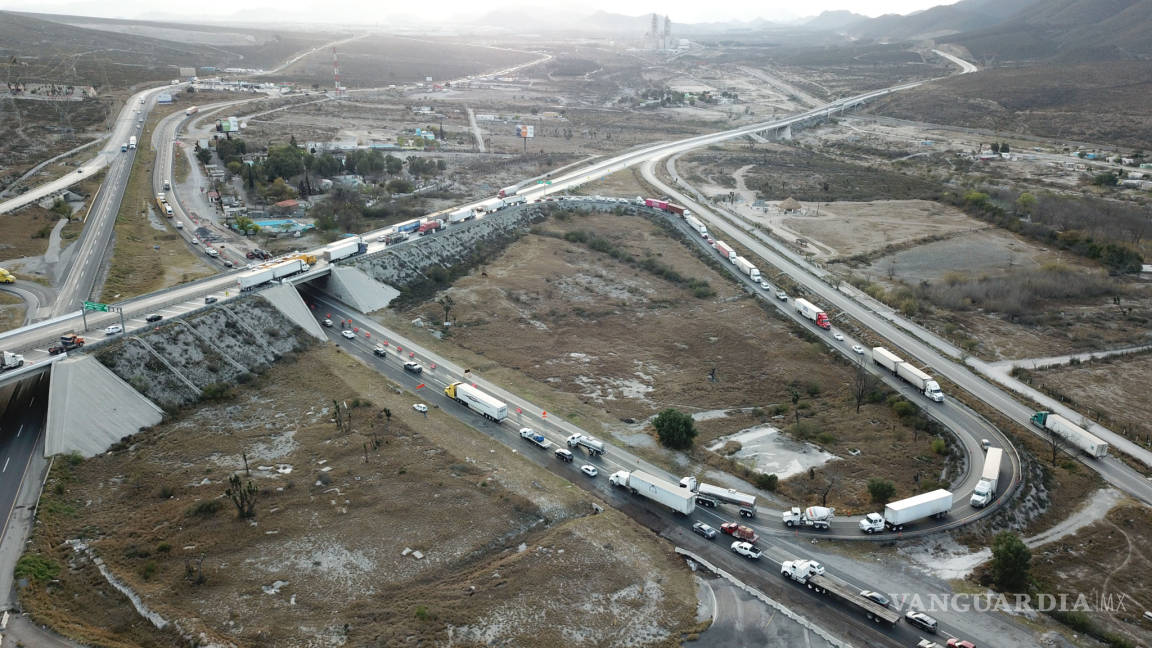 Demanda IP ampliación de la carretera Saltillo-Monterrey