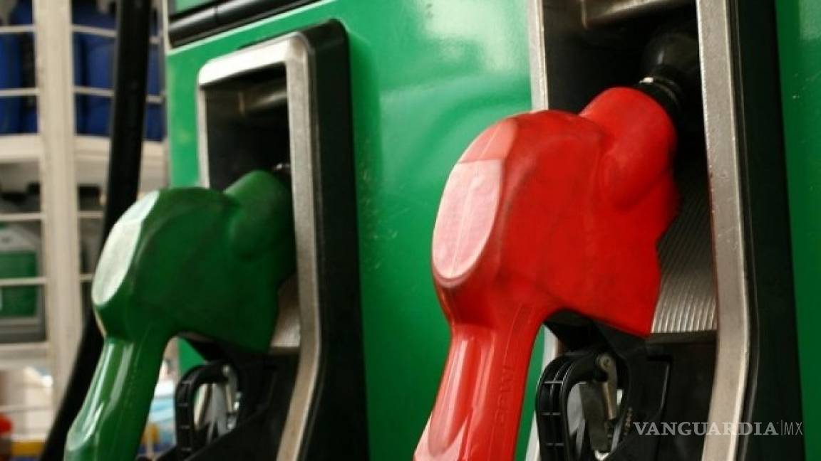 Gasolina premium lleva un aumento 21.58% en 2021, según Profeco