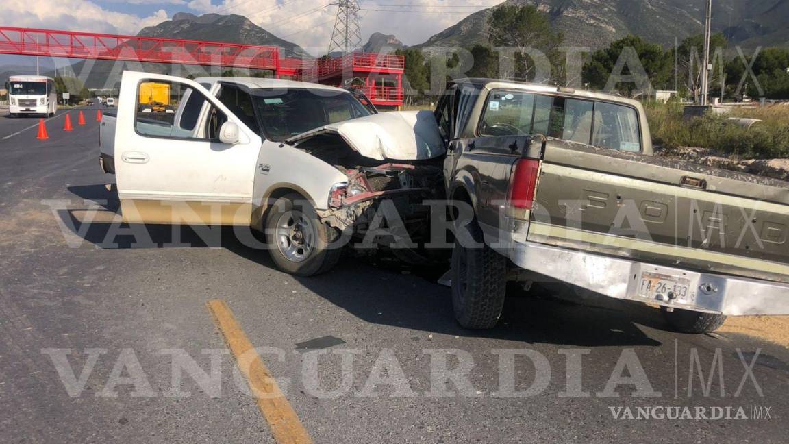 Una mujer lesionada deja choque en la carretera a Zacatecas