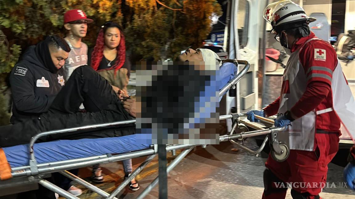 $!Elementos de Tránsito Municipal abanderaron la vialidad para prevenir otro accidente.