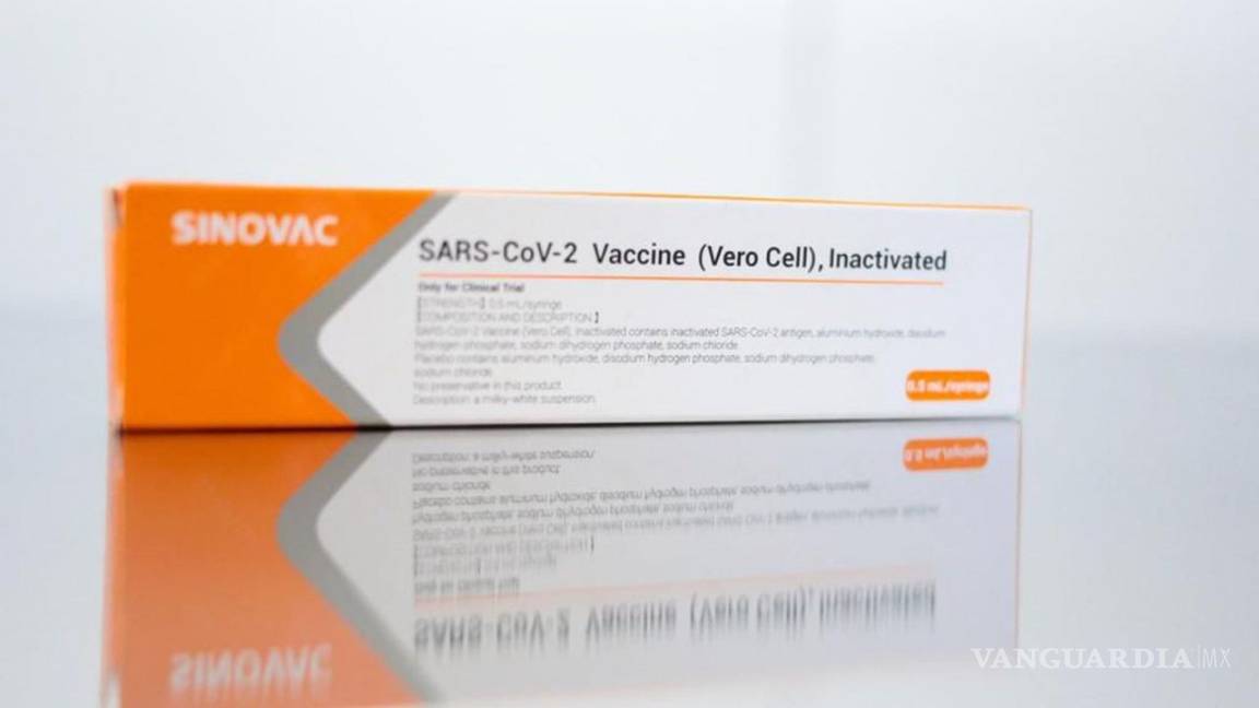 Cepa brasileña puede evadir vacuna de Sinovac, sugiere estudio