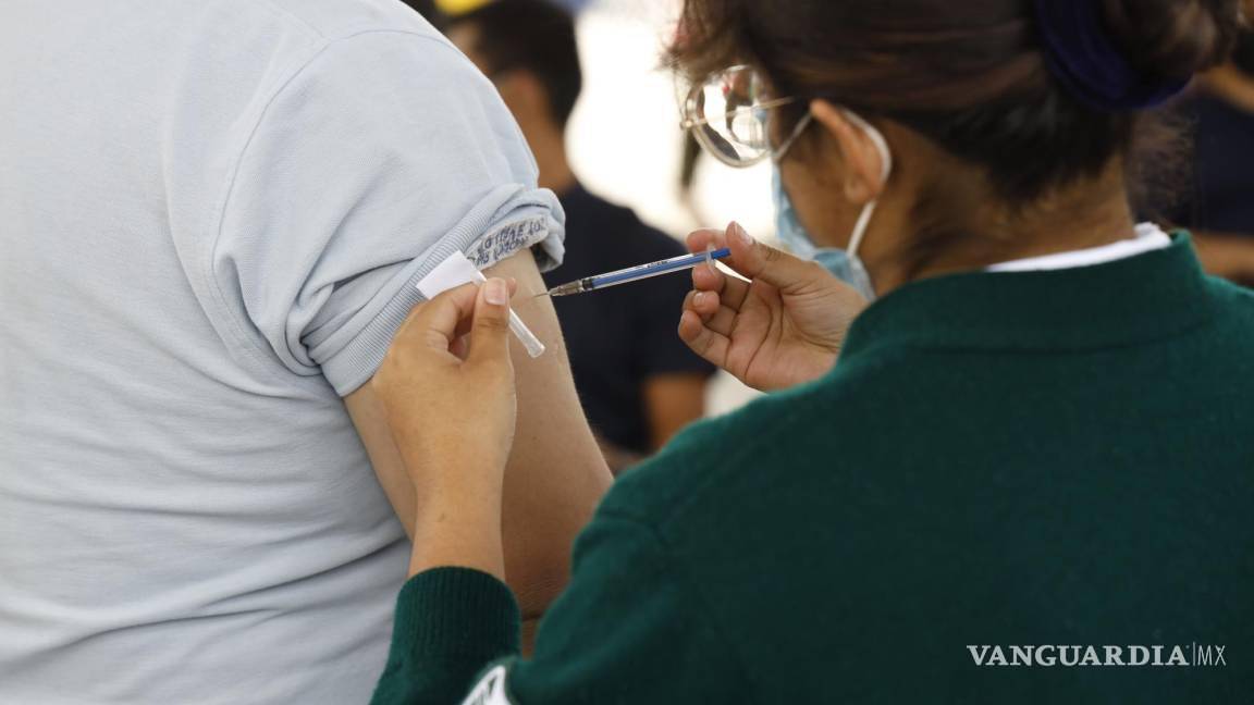 $!Mayores de 18 años podrán acudir a IMSS, ISSSTE y Hospitales Generales de Salud.