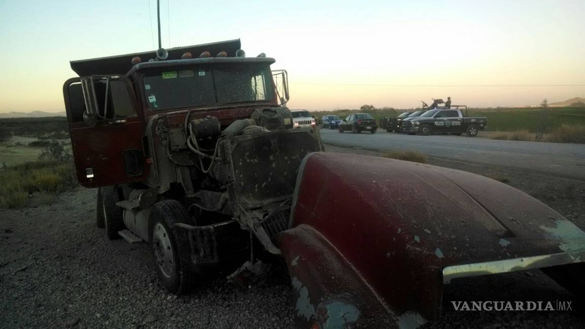 Un lesionado en choque de tren y camión materialista en Matamoros, Coahuila