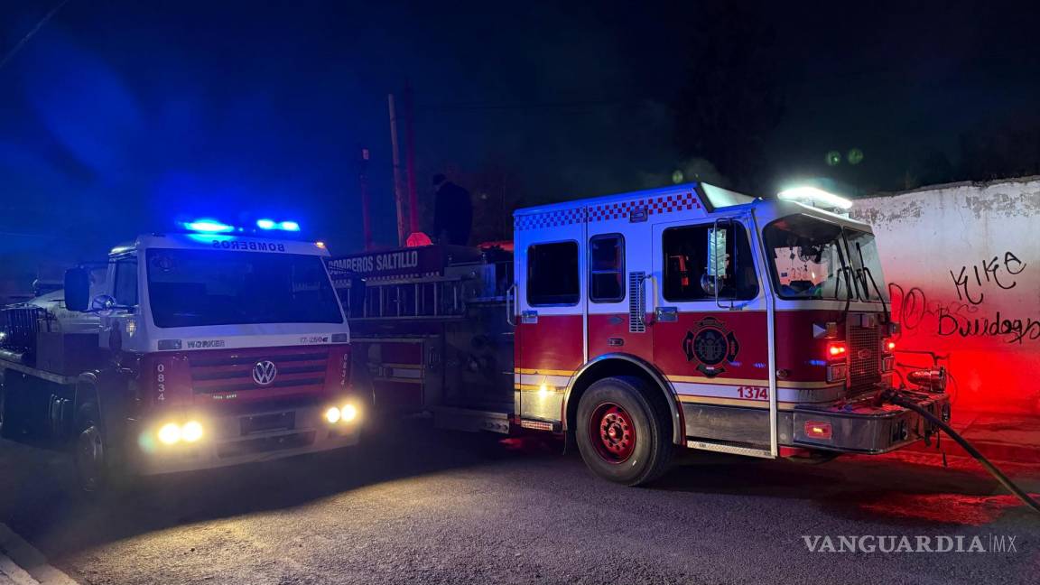 Corto consume maderería en la Provivienda, en Saltillo