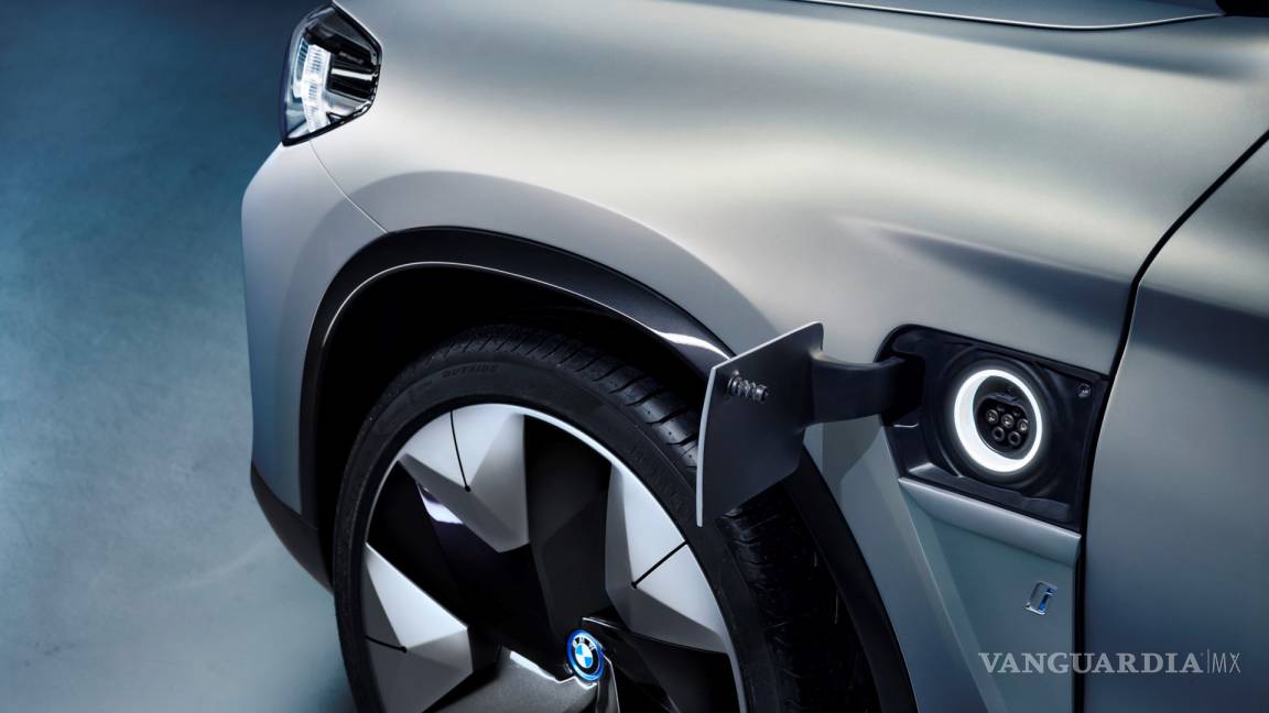 $!SUV eléctrico de BMW tendrá 300 CV y baterías de 75 kWh