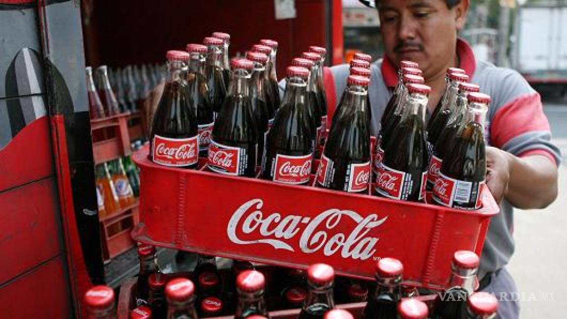 Coca-Cola ajustará al menos mil 200 empleos