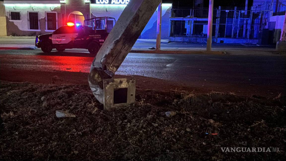 $!Elementos de Policía Estatal y Tránsito Municipal aseguraron la zona para evitar otros accidentes.