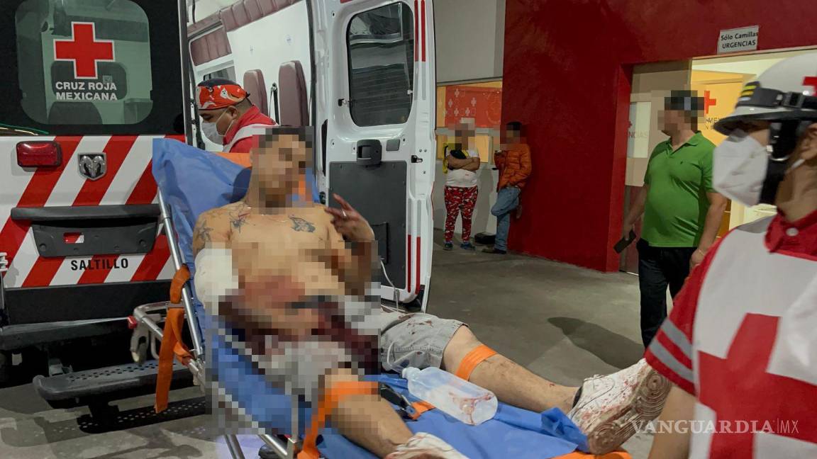 $!Los heridos fueron trasladados de urgencia al Hospital General tras recibir atención inicial en la Cruz Roja.