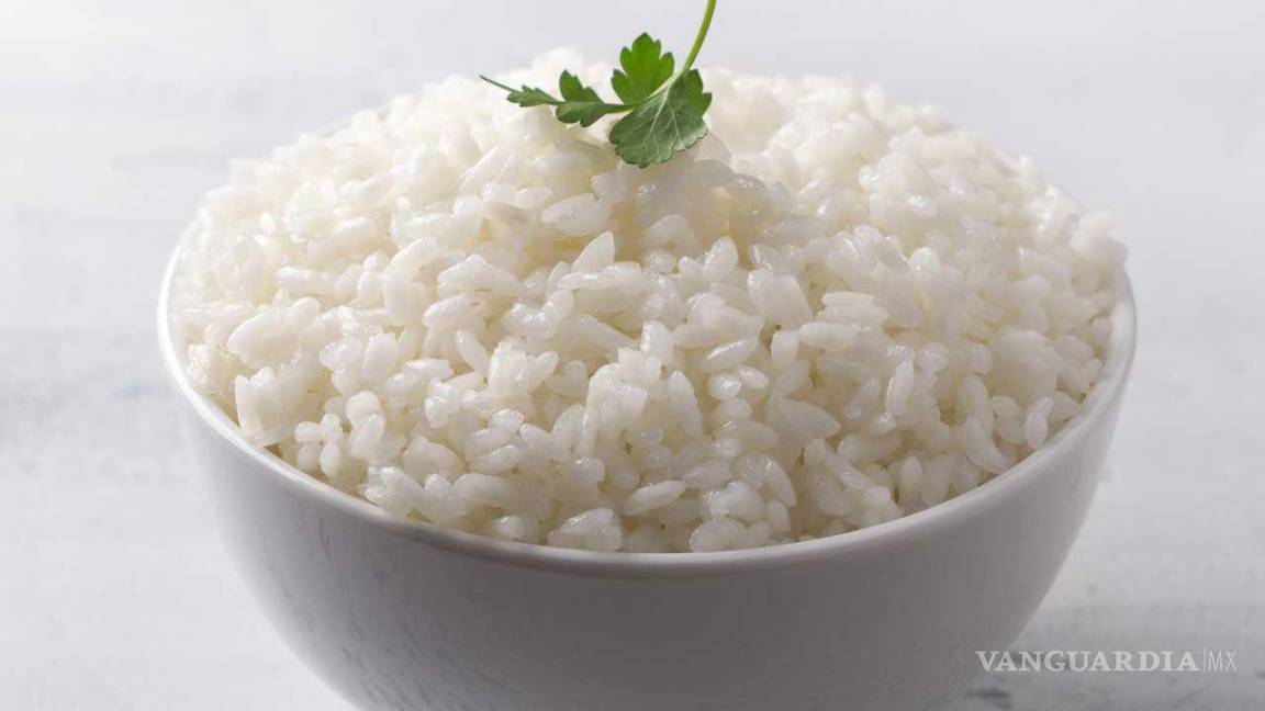 ¿El arroz que comes es de ‘plástico’?... te contamos si en verdad existe y cómo detectarlo
